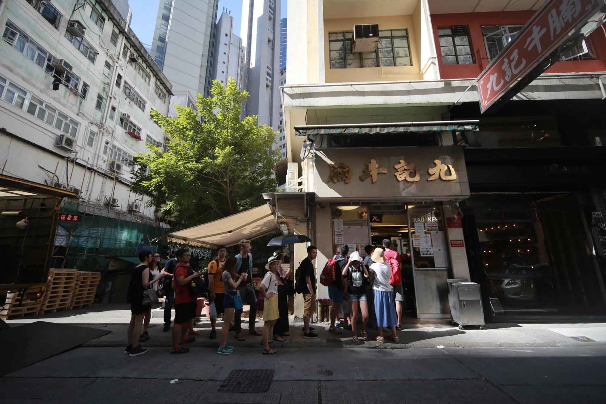 Sleeep Hkg Gough St Capsule hotel
